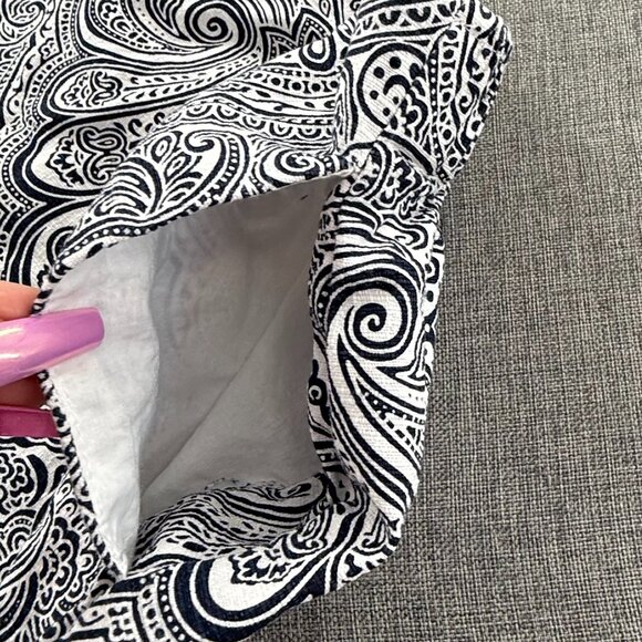 Tommy Hilfiger Pullover Skirt Size 4 Stretchy Waist Pockets Paisley Navy Blue & - Picture 9 of 13